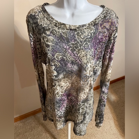 Maurices Multi-Color long sleeve top Size L - Picture 1 of 3